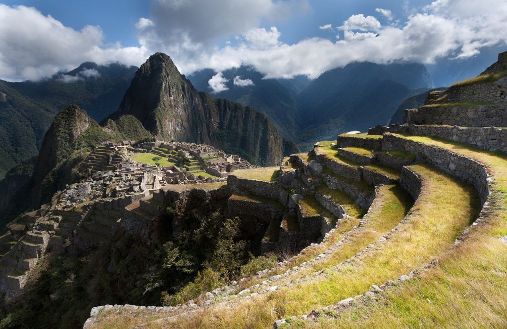 インカ道を自分の足で登りきるとマチュピチュです
